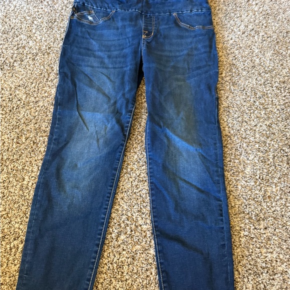 Rock & Republic Denim - Rock & Republic Women's Straight Leg Jeans in Dark Blue